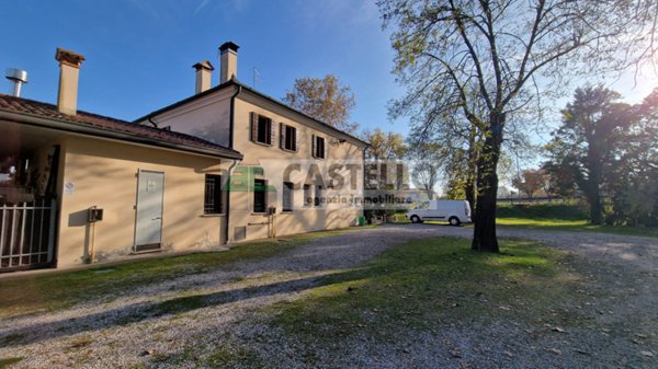 negozio in vendita a Saccolongo in zona Creòla