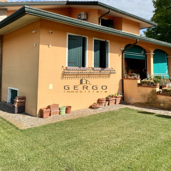 casa indipendente in vendita a San Giorgio delle Pertiche