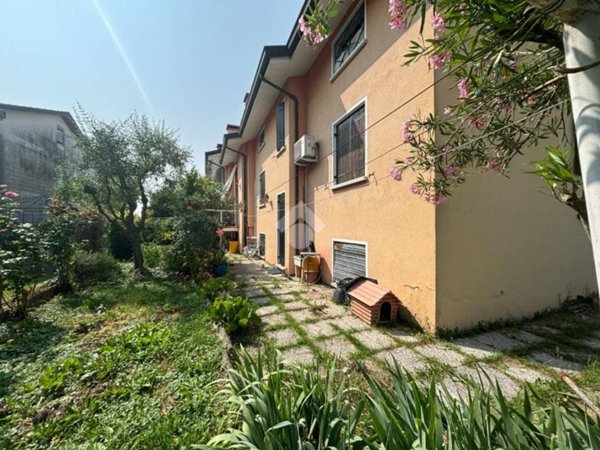 casa indipendente in vendita a San Giorgio delle Pertiche