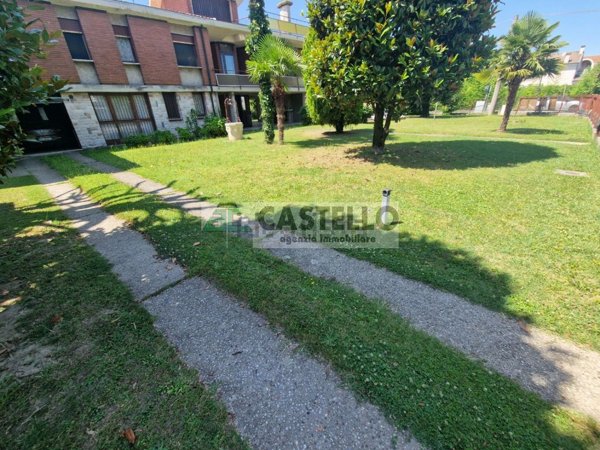 casa indipendente in vendita a San Giorgio delle Pertiche in zona Cavino