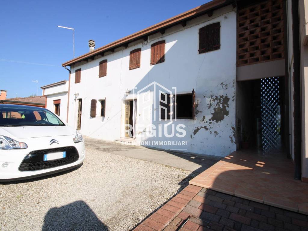 casa indipendente in vendita a San Giorgio delle Pertiche