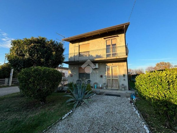 casa indipendente in vendita a San Giorgio delle Pertiche