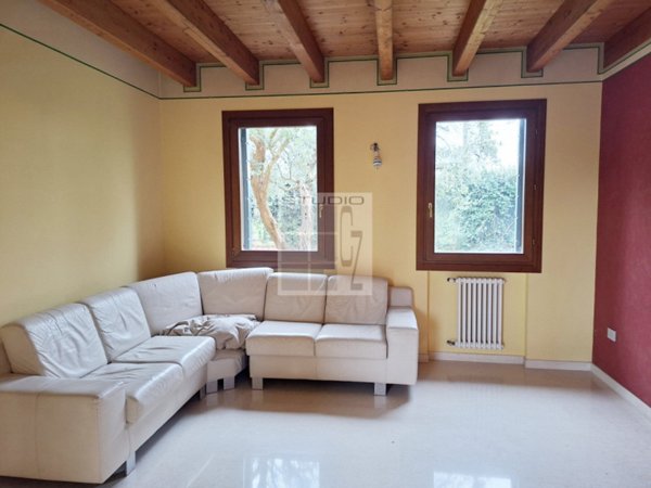 casa indipendente in vendita a San Giorgio delle Pertiche