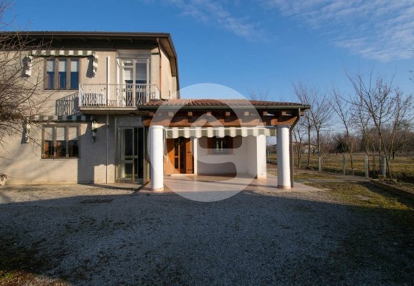 casa indipendente in vendita a San Giorgio delle Pertiche in zona Arsego