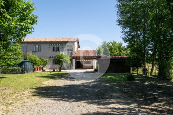 casa indipendente in vendita a San Giorgio delle Pertiche in zona Cavino