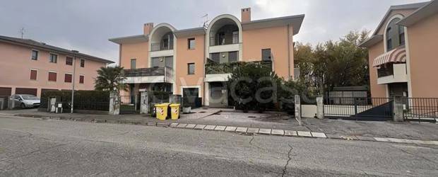 ufficio in vendita a San Giorgio delle Pertiche