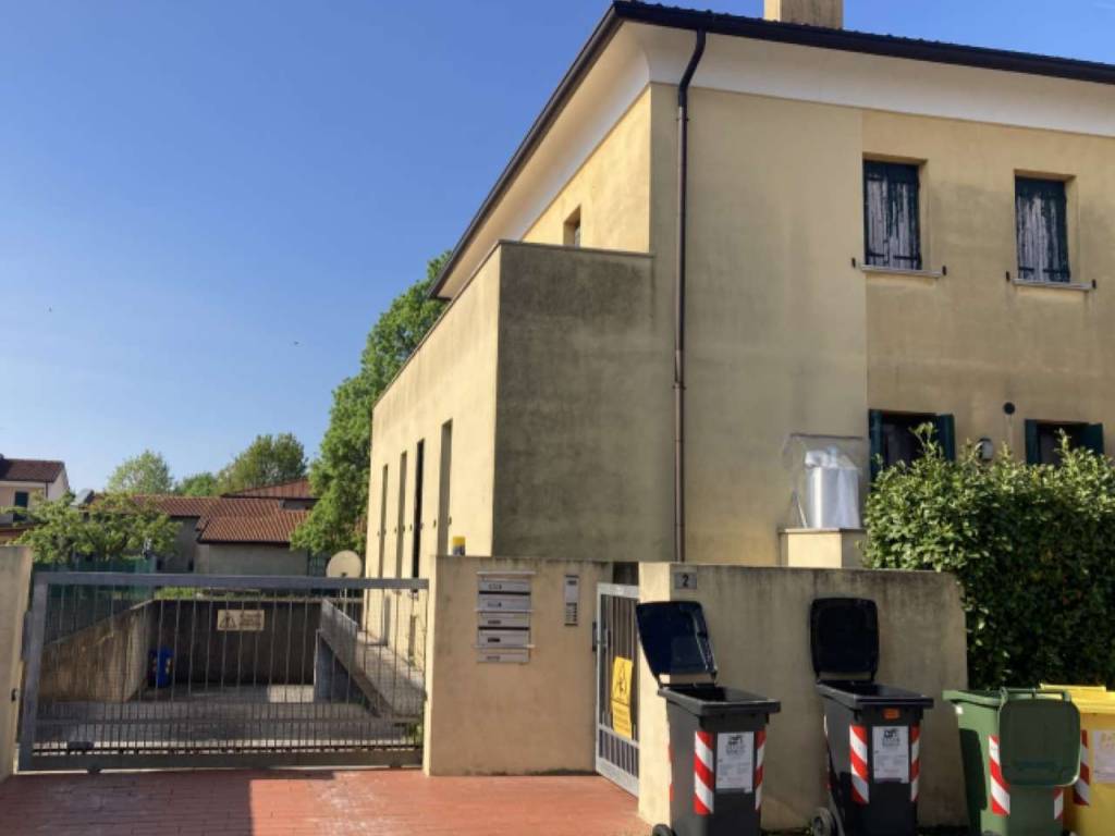 appartamento in vendita a San Giorgio delle Pertiche in zona Cavino