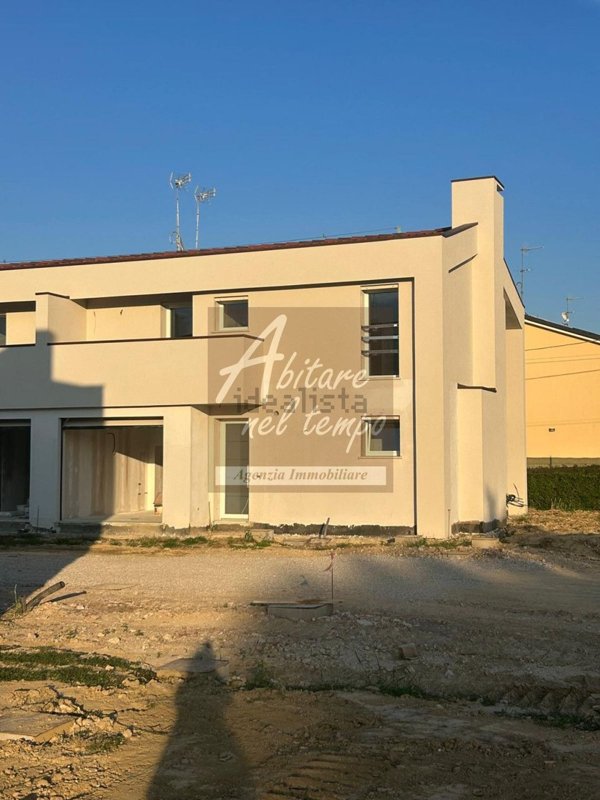 casa indipendente in vendita a San Giorgio delle Pertiche in zona Arsego