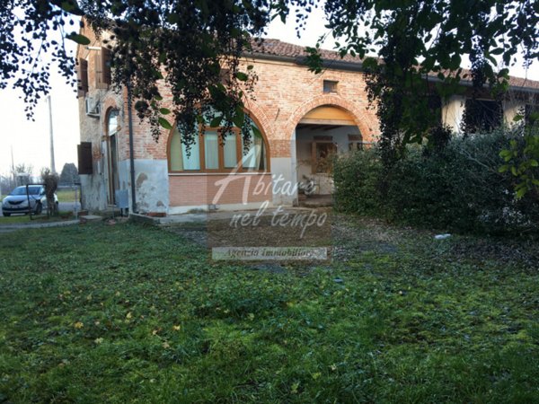 casa indipendente in vendita a San Giorgio in Bosco in zona Lobia
