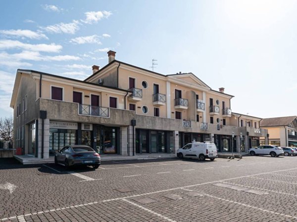 negozio in vendita a San Giorgio in Bosco