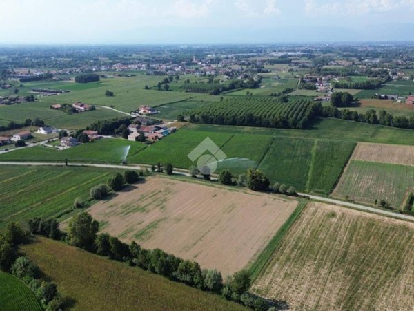 terreno agricolo in vendita a San Giorgio in Bosco