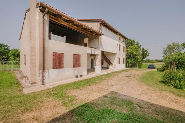 casa indipendente in vendita a San Giorgio in Bosco