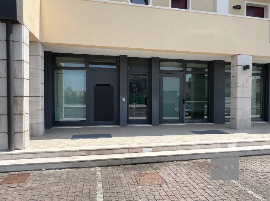 negozio in vendita a San Giorgio in Bosco