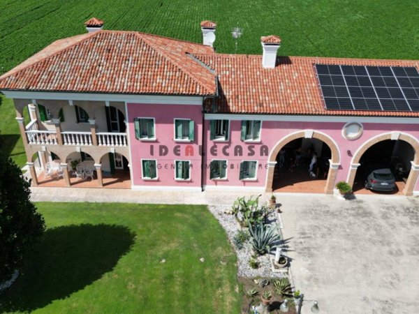 casa indipendente in vendita a San Giorgio in Bosco in zona Lobia