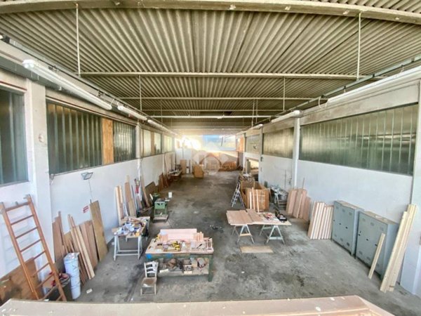 locale commerciale in vendita a San Giorgio in Bosco