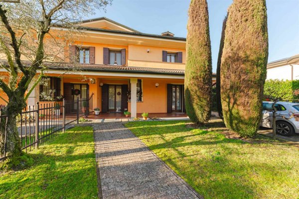 casa indipendente in vendita a San Giorgio in Bosco in zona Paviola