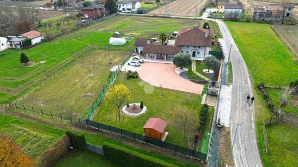 casa indipendente in vendita a San Giorgio in Bosco in zona Sant'Anna Morosina