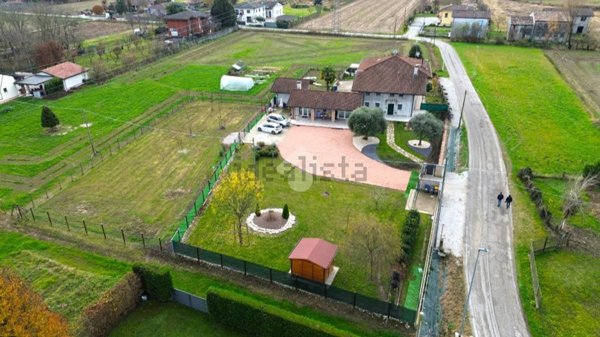 casa indipendente in vendita a San Giorgio in Bosco in zona Sant'Anna Morosina