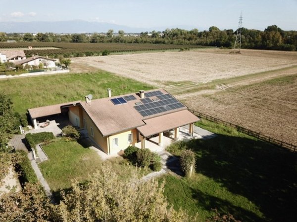 casa indipendente in vendita a San Giorgio in Bosco