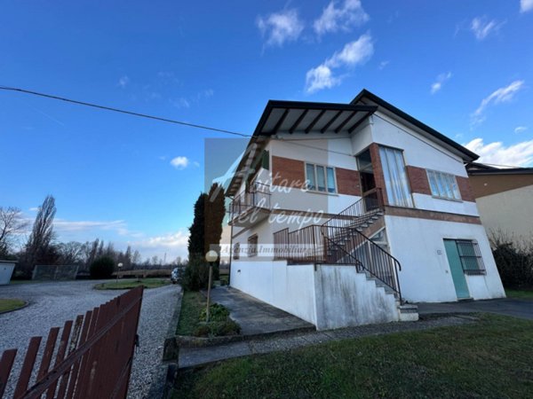 casa indipendente in vendita a San Giorgio in Bosco