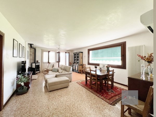 casa indipendente in vendita a San Giorgio in Bosco in zona Paviola