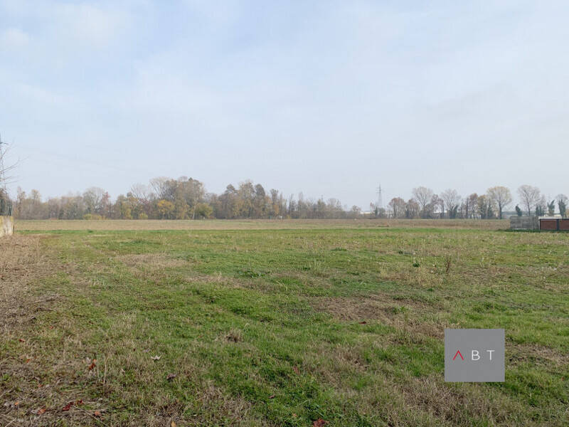 terreno edificabile in vendita a San Giorgio in Bosco