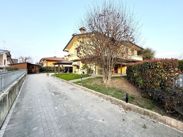 casa indipendente in vendita a San Giorgio in Bosco in zona Sant'Anna Morosina