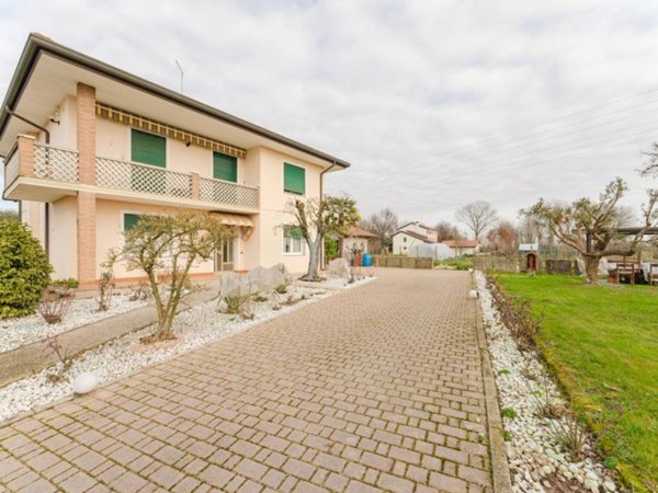 casa indipendente in vendita a San Giorgio in Bosco in zona Sant'Anna Morosina