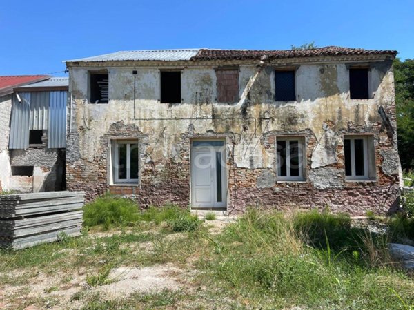 casa indipendente in vendita a San Giorgio in Bosco in zona Sant'Anna Morosina