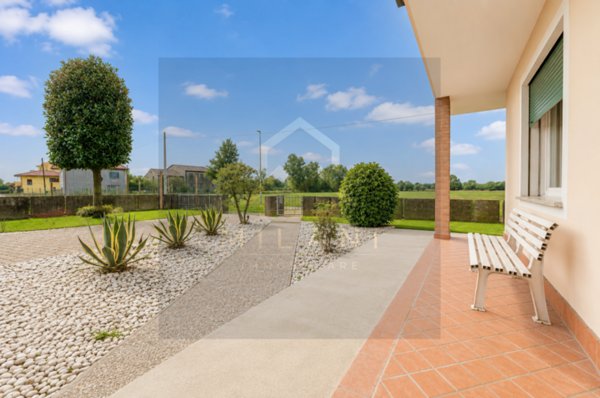 casa indipendente in vendita a San Giorgio in Bosco in zona Sant'Anna Morosina