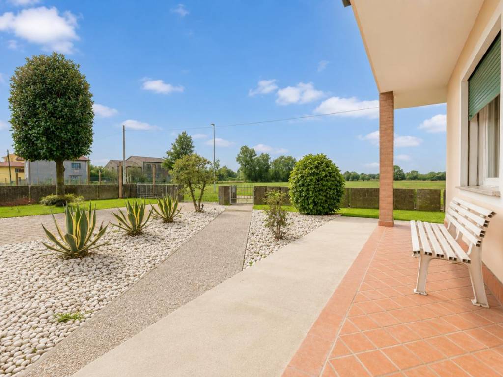 casa indipendente in vendita a San Giorgio in Bosco in zona Sant'Anna Morosina