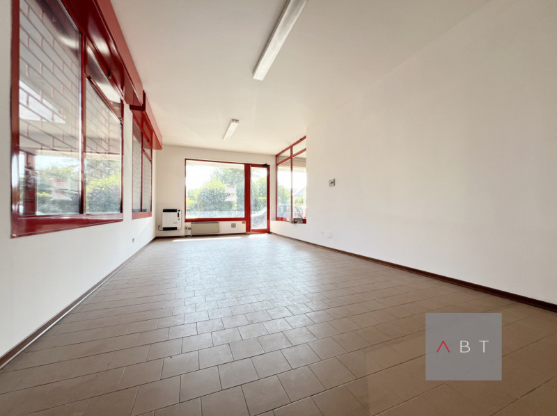 negozio in vendita a San Giorgio in Bosco in zona Paviola
