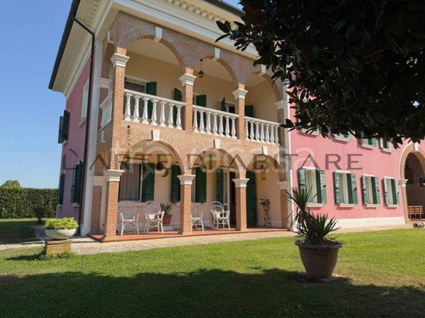 casa indipendente in vendita a San Giorgio in Bosco in zona Paviola