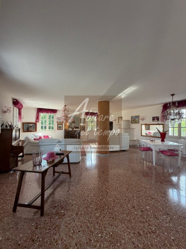 casa indipendente in vendita a San Giorgio in Bosco in zona Lobia