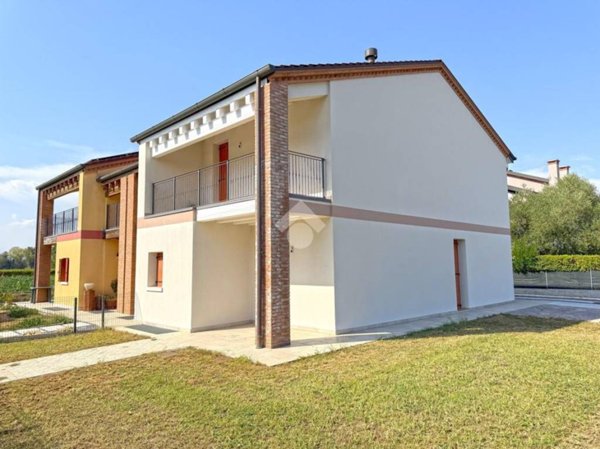 casa indipendente in vendita a San Giorgio in Bosco in zona Sant'Anna Morosina