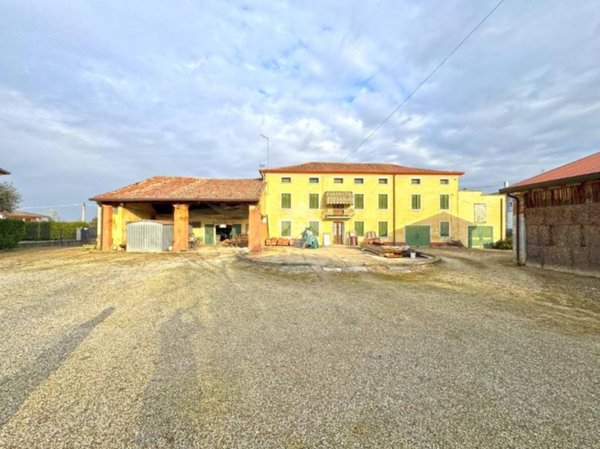 casa indipendente in vendita a San Giorgio in Bosco in zona Paviola
