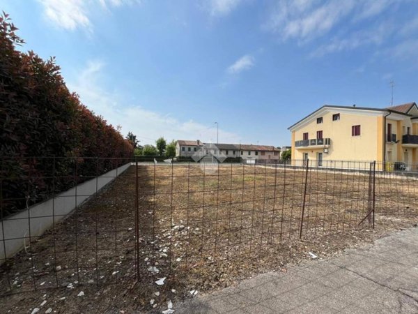 terreno edificabile in vendita a San Martino di Lupari