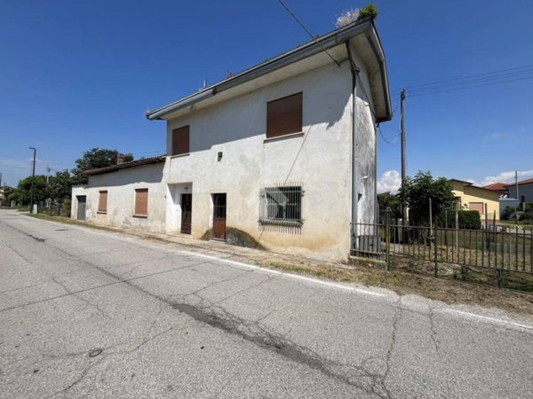 casa indipendente in vendita a San Martino di Lupari in zona Campagnalta