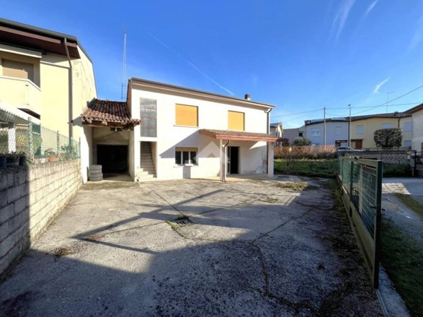 casa indipendente in vendita a San Martino di Lupari