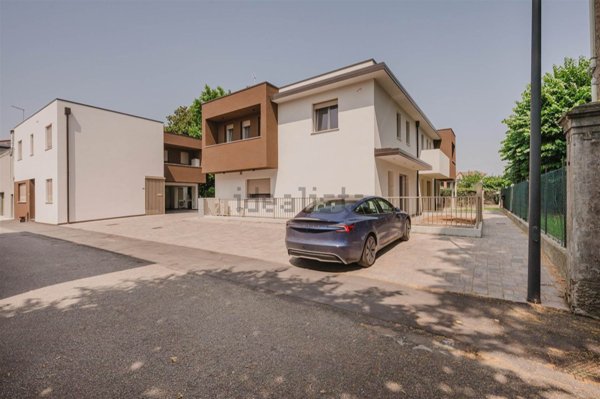 casa indipendente in vendita a San Martino di Lupari in zona Monastiero