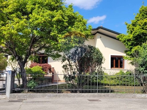 casa indipendente in vendita a San Martino di Lupari