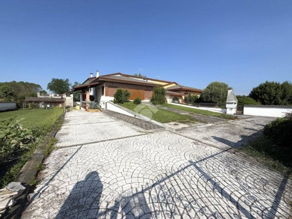 casa indipendente in vendita a San Martino di Lupari
