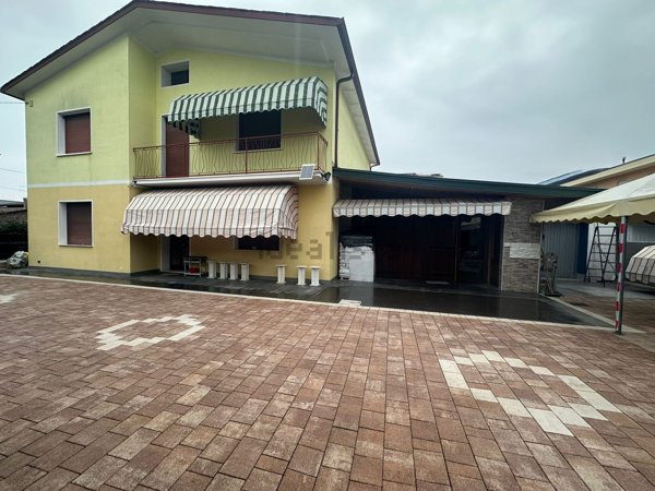 casa indipendente in vendita a San Martino di Lupari