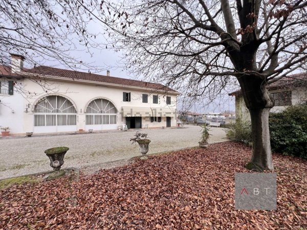 casa indipendente in vendita a San Martino di Lupari in zona Campagnalta