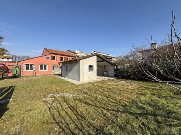 casa indipendente in vendita a San Martino di Lupari