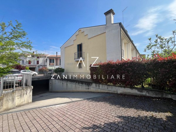 immagine annuncio 0 di 10