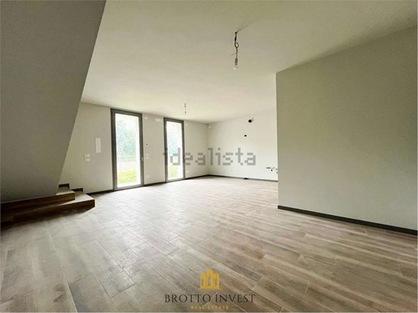 casa indipendente in vendita a San Martino di Lupari in zona Monastiero