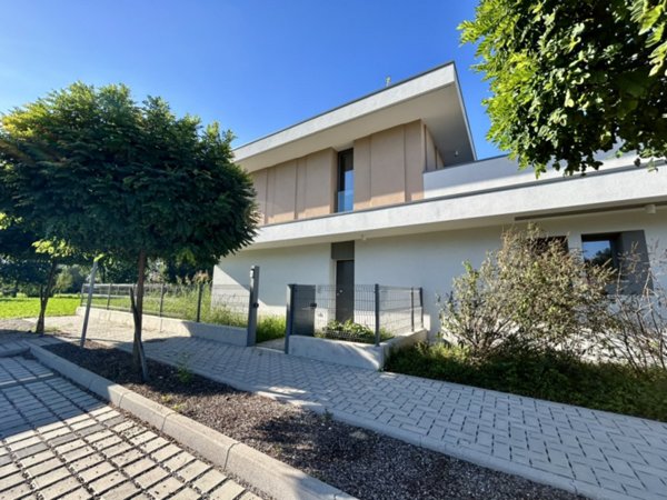 casa indipendente in vendita a San Martino di Lupari in zona Monastiero
