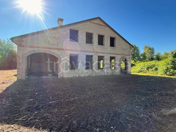 casa indipendente in vendita a San Pietro in Gu