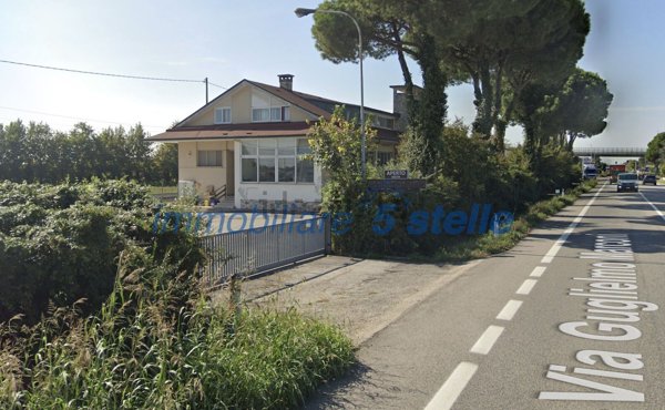 casa indipendente in vendita a San Pietro in Gu